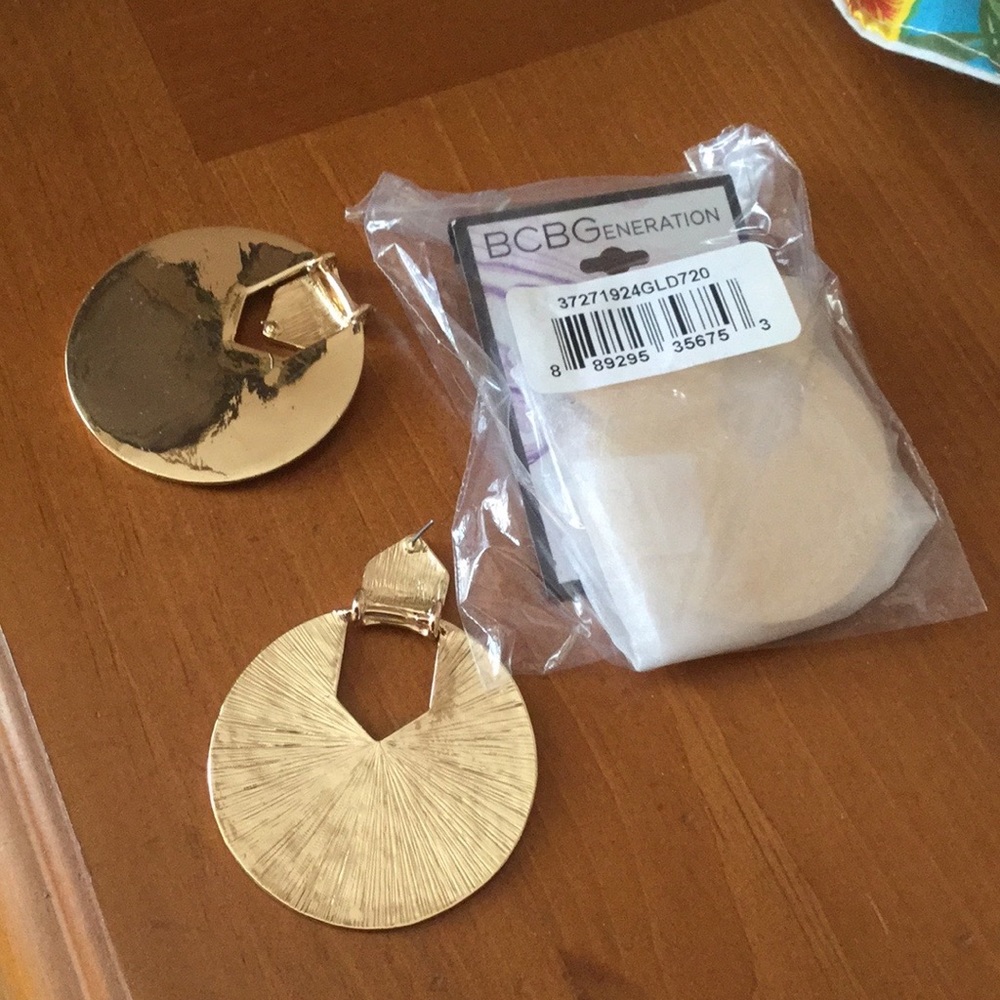Costume earrings